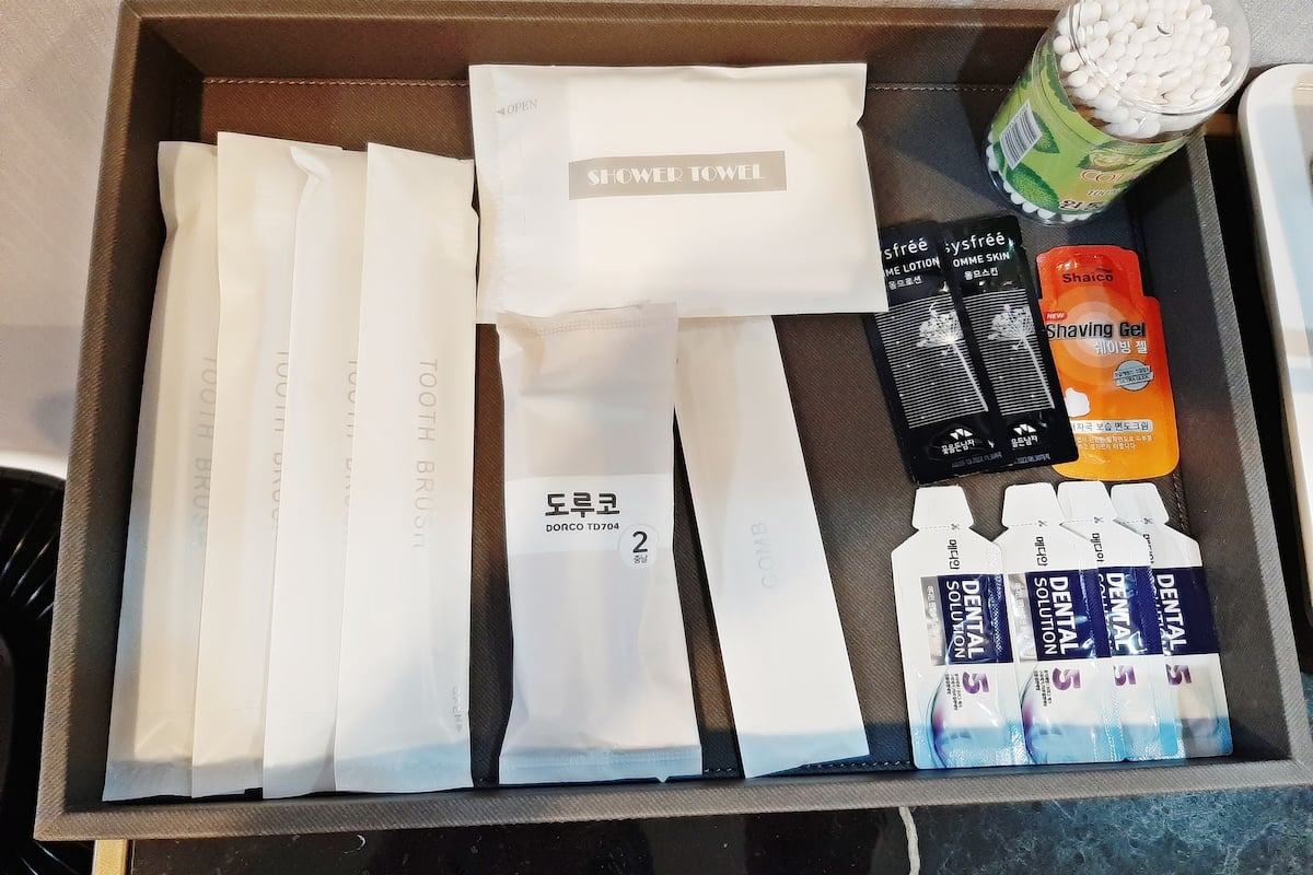 standard double room, city view | 1 bedroom, premium bedding, desk, free wifi