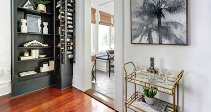 The Taylor House Near Beautiful Whitefield Square