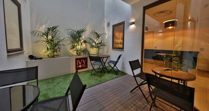 Ivy Hotel - Adults Only