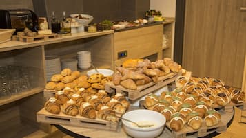 Colazione continentale a pagamento, servita tutte le mattine
