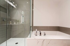 Uklassifisert bilde, 5 av 48, knapp