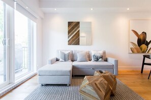 Una televisión, Netflix, servicios de streaming