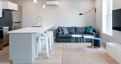 Little Italy - Montreal Contemporary Apartment