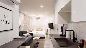 1 bedroom, iron/ironing board, free WiFi, bed sheets