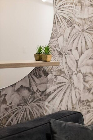 Interior - 6768 - 102 · Cozy and Fresh Mini Studio with kitchen  by Denstays (Montréal)