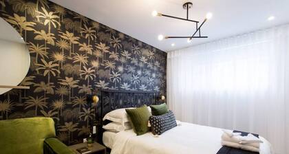 6768 - 103 · Palms Little Italy Mini Studio with full bath by Denstays