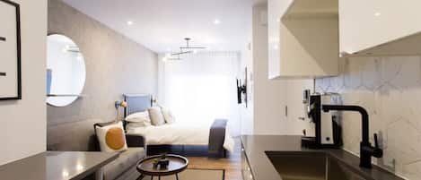 1 bedroom, iron/ironing board, free WiFi, bed sheets