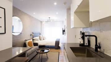 1 chambre, fer et planche à repasser, Wi-Fi gratuit, draps fournis