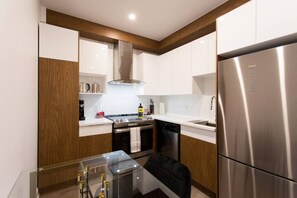 Fridge, microwave, oven, dishwasher