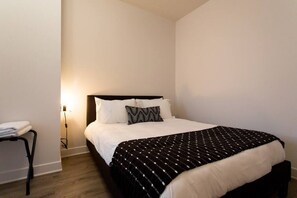 2 bedrooms, desk, iron/ironing board, travel cot