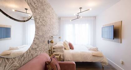 6768 - 302 · Perfect Business Trip Studio with Full Amenities by Denstays