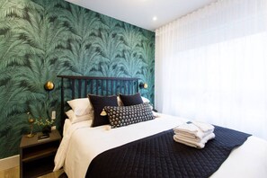 1 habitación, tabla de planchar con plancha, wifi gratis y ropa de cama 