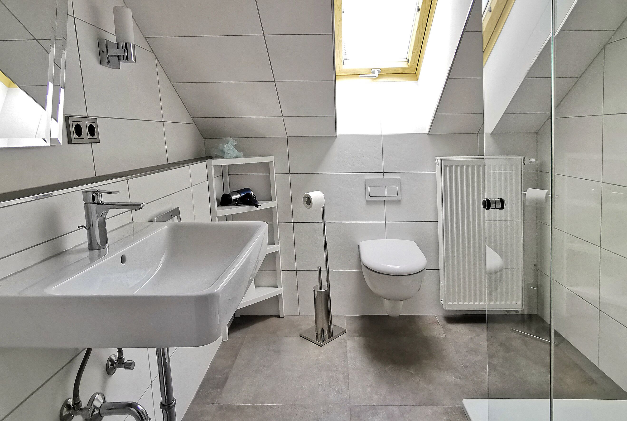 Comfort Apartment | Bathroom
