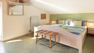 Apartemen, balkon | 1 kamar tidur, Wi-Fi gratis, dan seprai linen