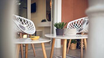 Deluxe Studio | Balcony