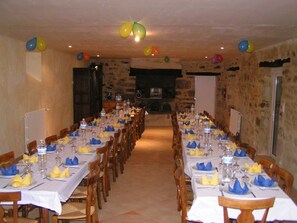 Banquet hall - THE CHAUMIERES de KERHOUIDEN - THE OVEN (Baud - Morbihan)