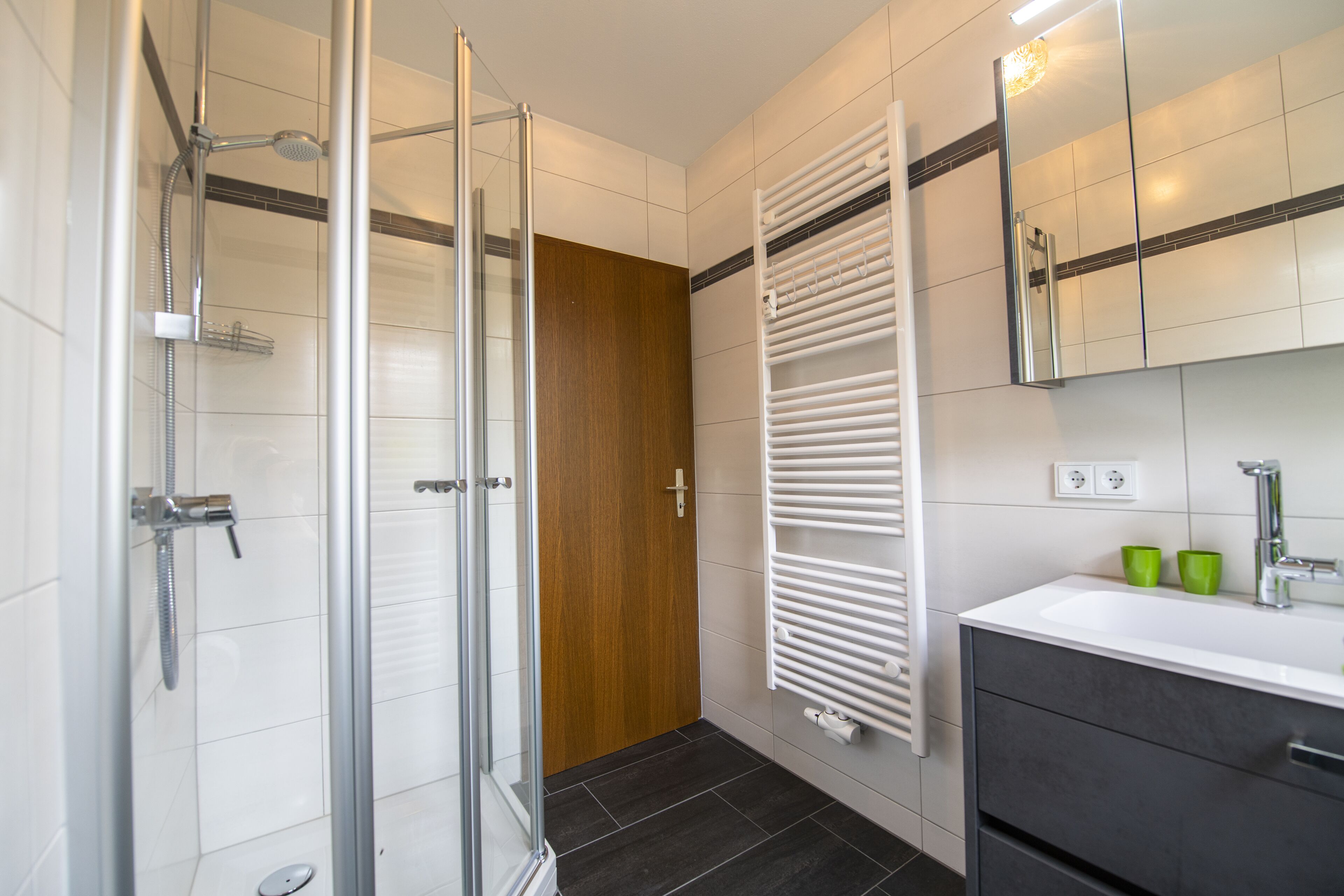 Apartment | Bilik Mandi | Pancuran mandi, pengering rambut, tuala disediakan, sabun 