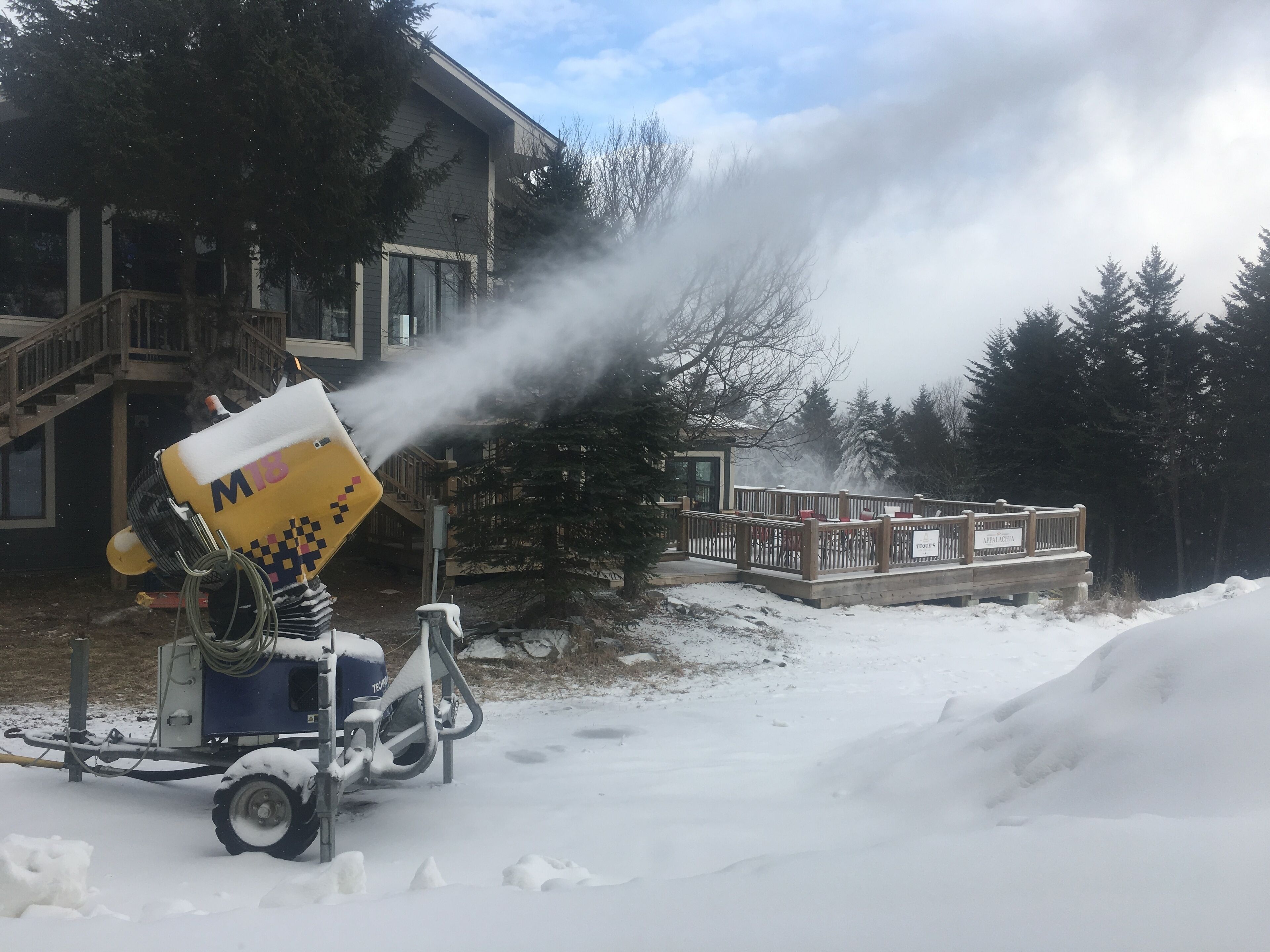 雪地及滑雪運動