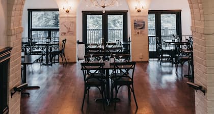 Corduroy Inn and Lodge, Trademark Collection by Wyndham
