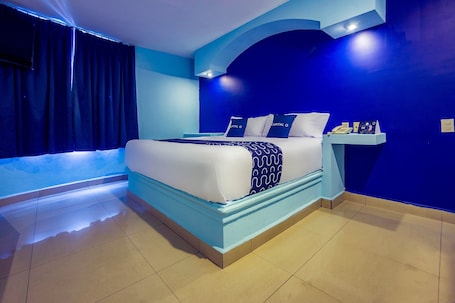 Soundproofing, free WiFi, bed sheets