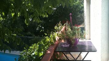 Buiten dineren