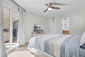 2 bedrooms, desk, iron/ironing board, free WiFi