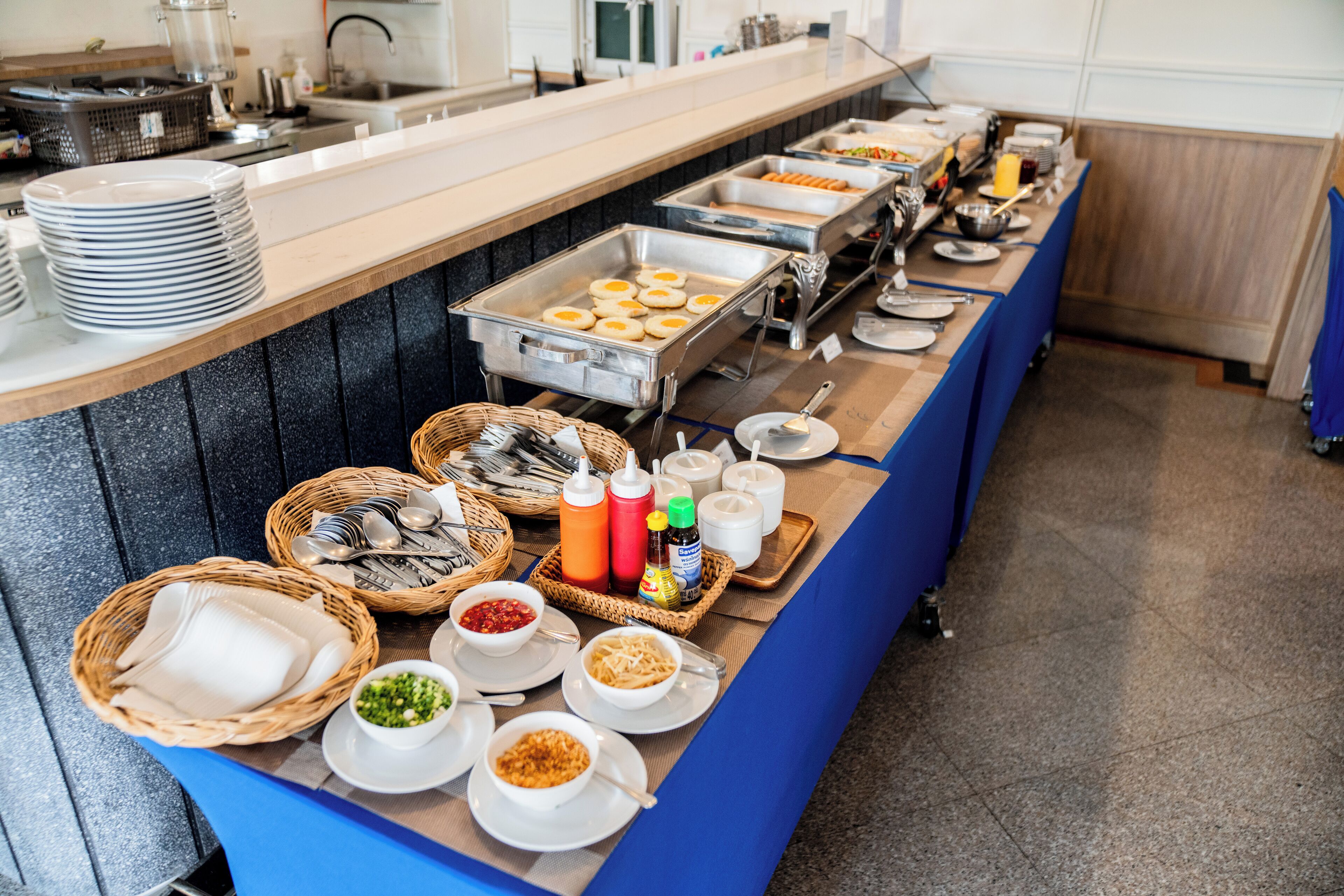 Tägliches Frühstücksbuffet (120 THB pro Person)