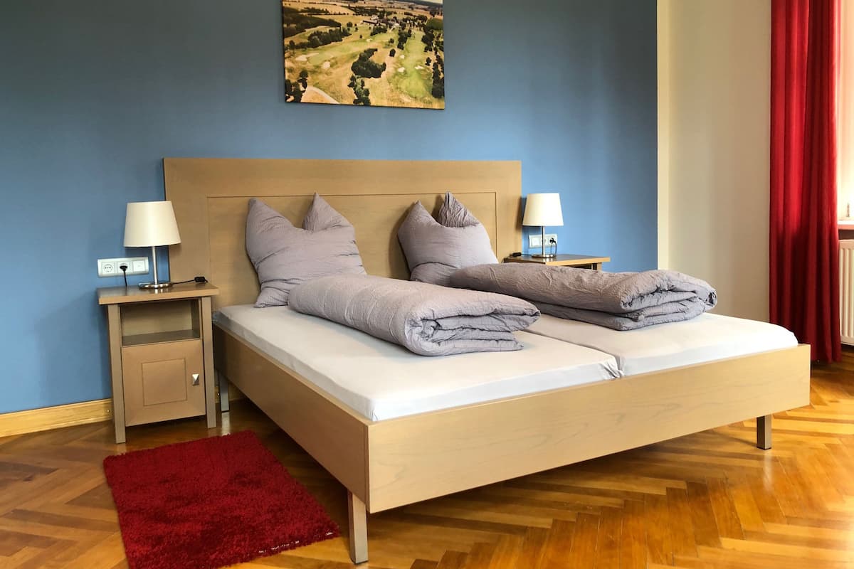 1 bedroom, free WiFi, bed sheets