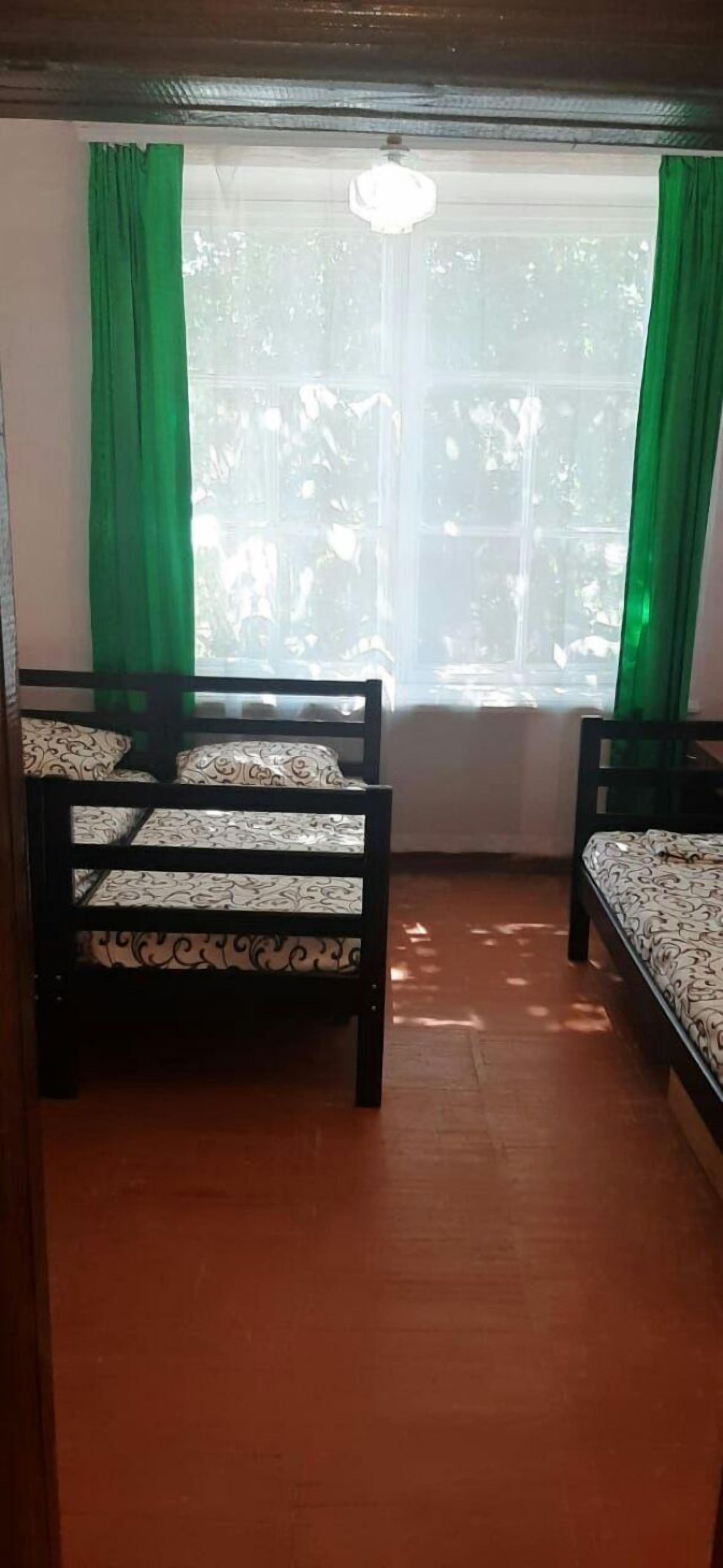 Basic Double or Twin Room, Shared Bathroom