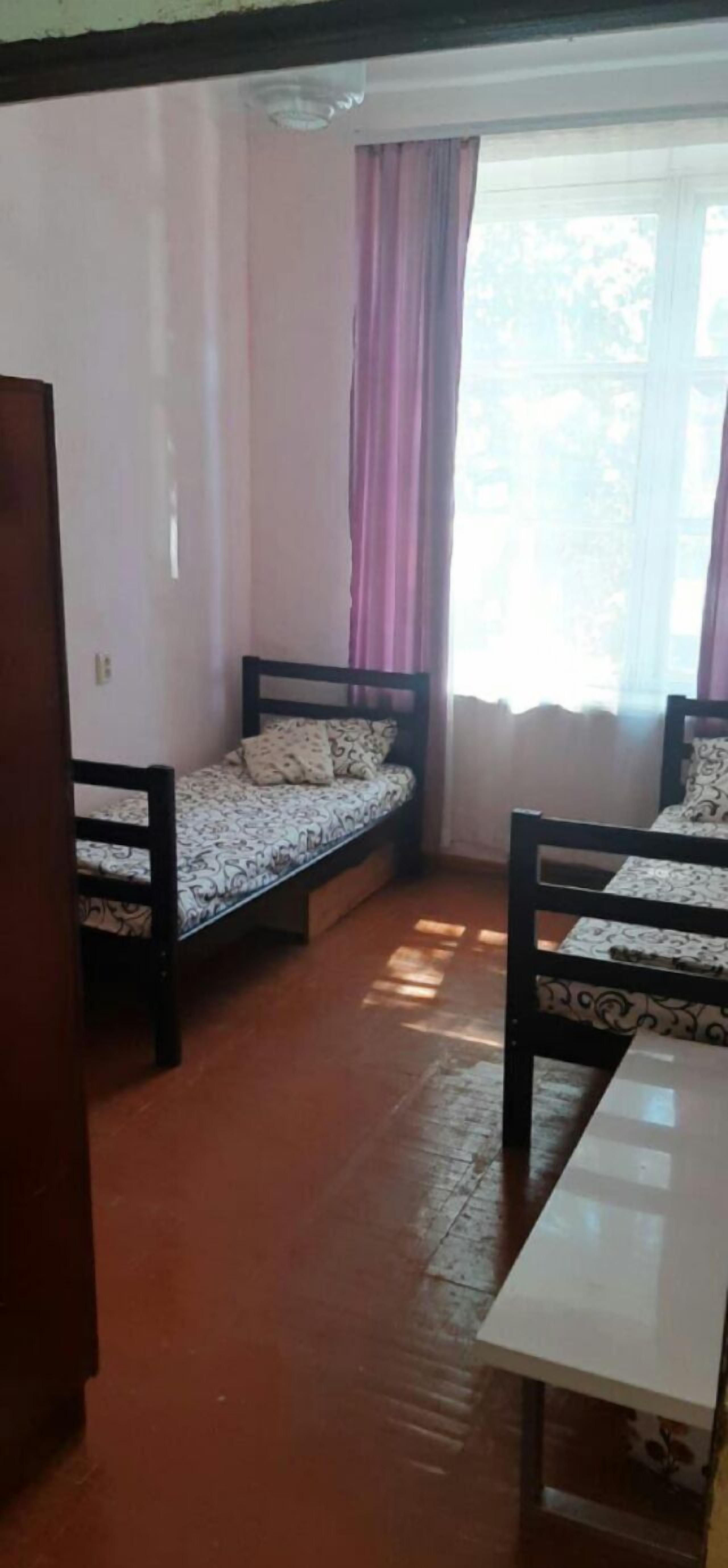 Basic Double or Twin Room, Shared Bathroom | Free WiFi