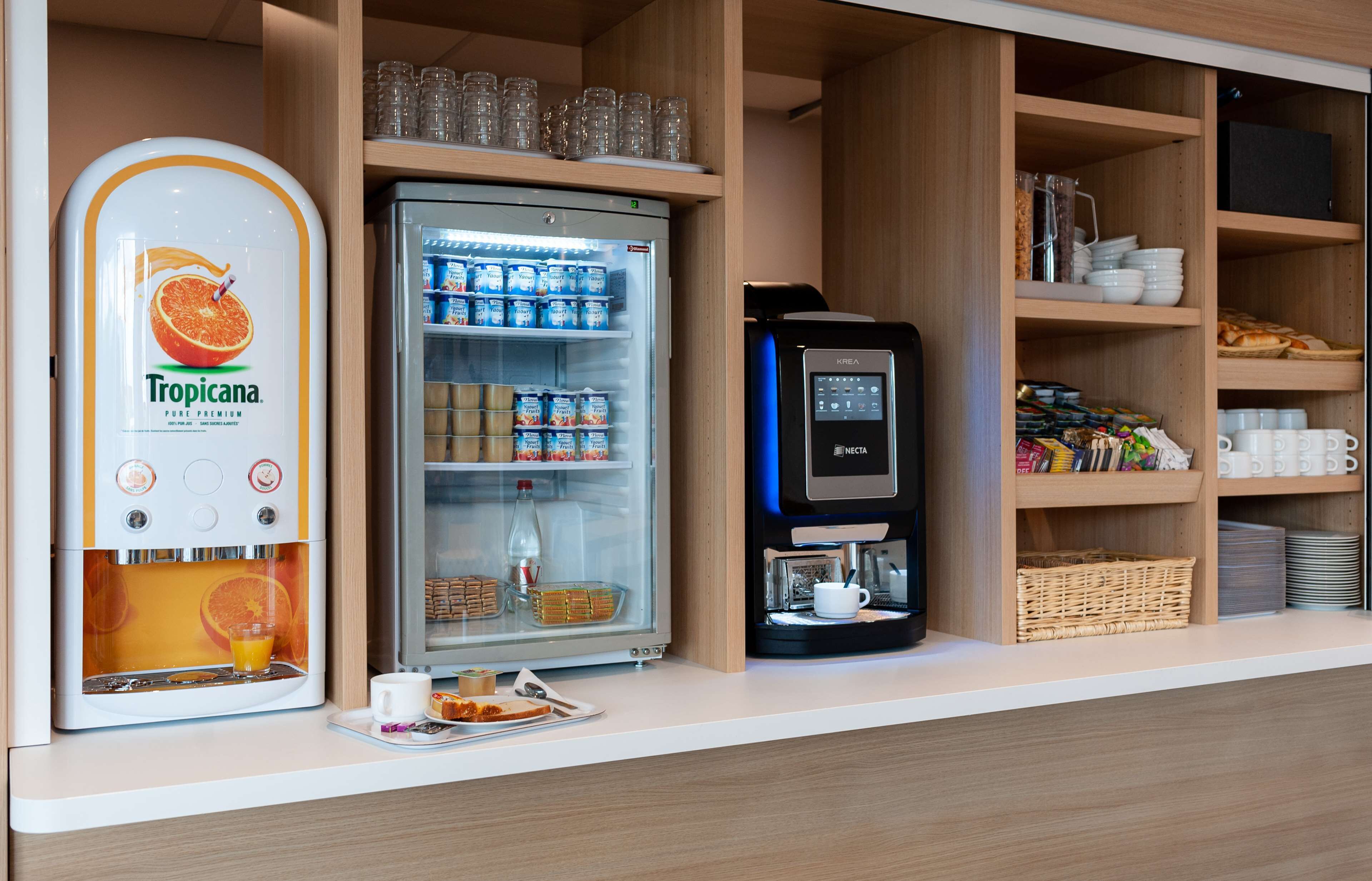 daily buffet breakfast (eur 6.90 per person)