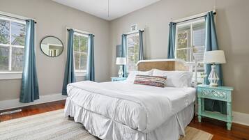 3 chambres, fer et planche à repasser, lit parapluie, Wi-Fi