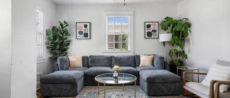 Televisión, oficina