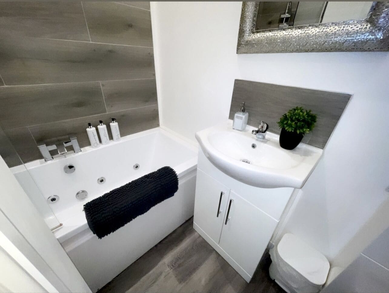 Apartamento superior, suíte | Banheiro