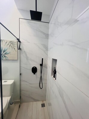 Shower, towels - Newly Renovated Casita & Private Salt Water Pool, Family Friendly (Herradura)