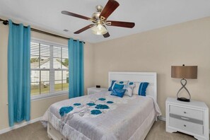 5 bedrooms, iron/ironing board, bed sheets