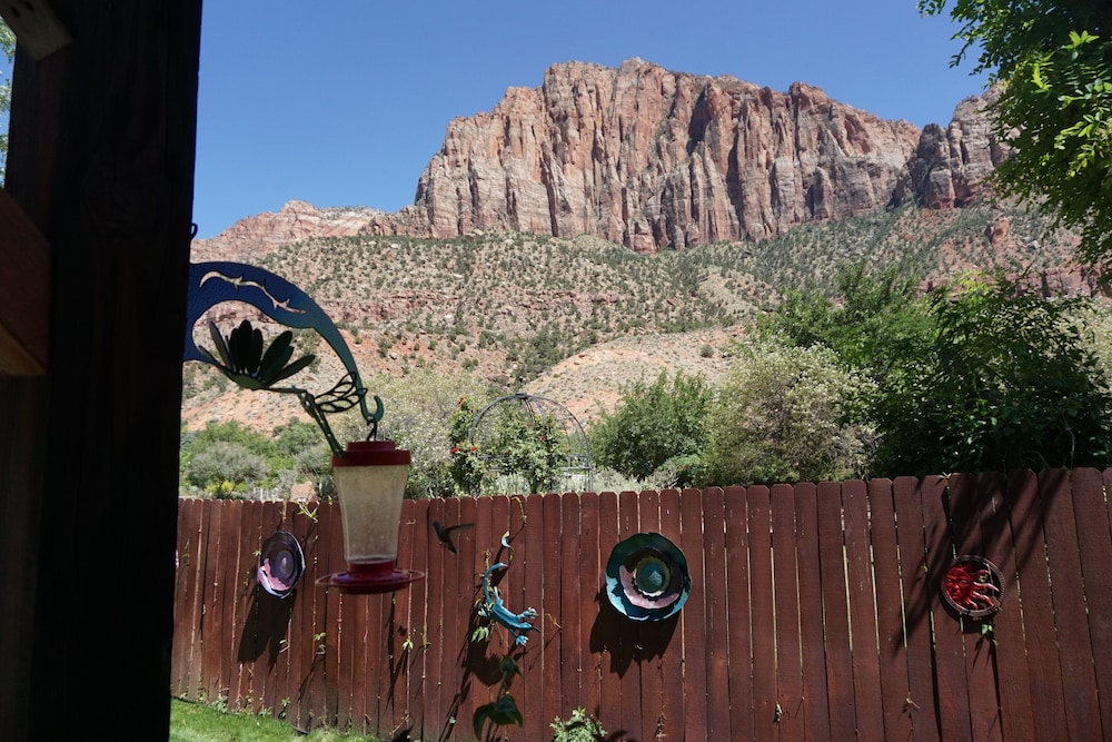 Harvest House Bed & Breakfast by null