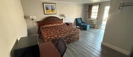 Room, 1 King Bed, Smoking | Iron/ironing board, free WiFi, bed sheets