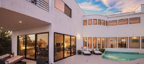 Basic Double or Twin Room | Terrace/patio