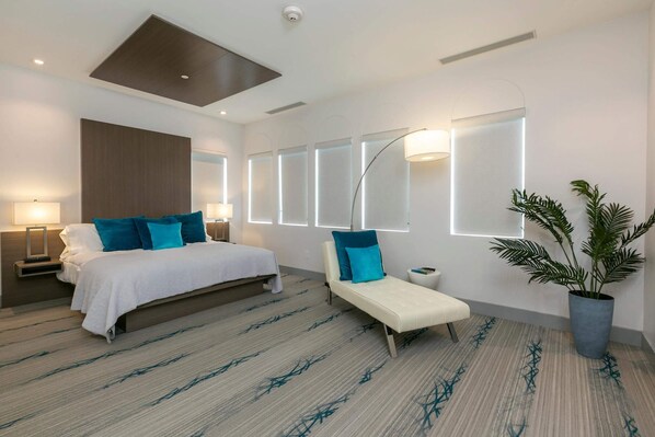 2 bedrooms, iron/ironing board, WiFi, bed sheets - 2 Bedroom (Cruz Bay)