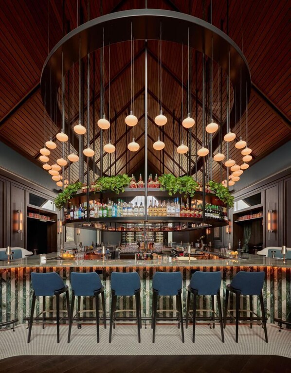 2 ravintolaa, joissa tarjoillaan lounas