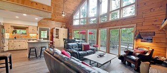 Water Yr-Around, Cabin on Lake Nottely