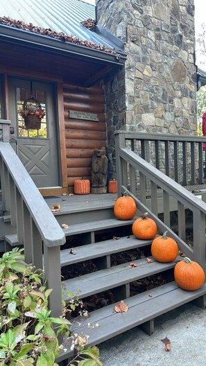 تفاصيل الفندق من الخارج