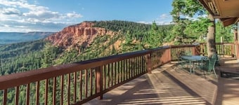 Torrey’s Getaway, 2 bed, 2 bath in the heart of Dixie National Forest.
