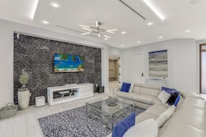 House, Multiple Beds (Modern home with outdoor kitchen and ) | Living room