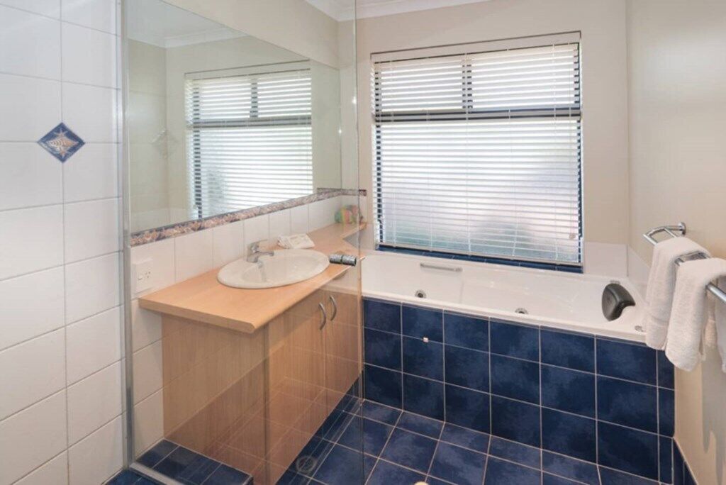 House 21 - The Classic Dunsborough — image 12