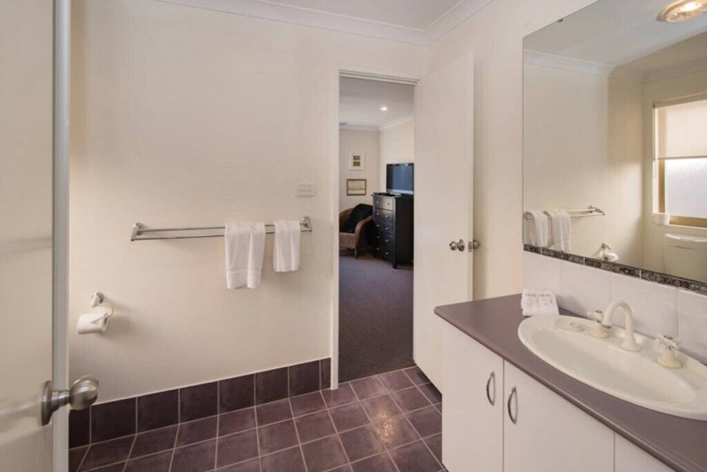 House 20 - The Garden House Dunsborough — image 12