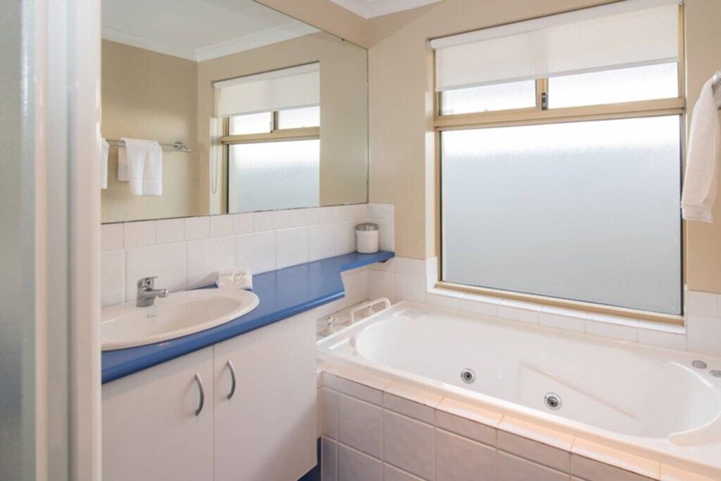 House 20 - The Garden House Dunsborough — image 16