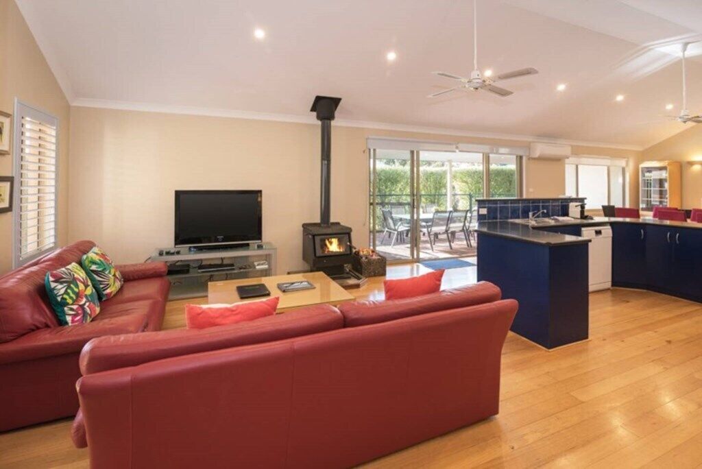 House 20 - The Garden House Dunsborough — image 7