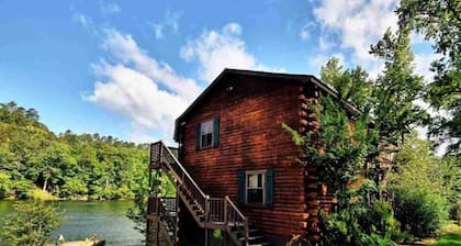 COZY UNIT #4 WATERFRONT LOG CABIN